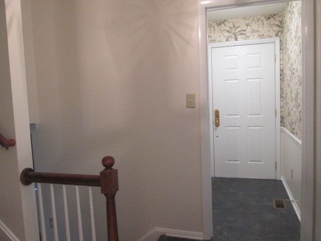 525 Emerson Dr, Raleigh, NC 27609