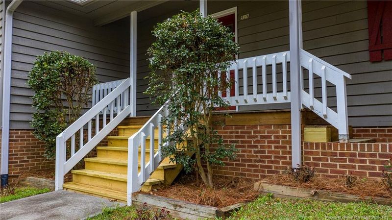 525 Forrest Dr, Sanford, NC 27330