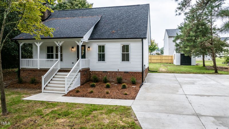 525 Green Willow Cir, Wendell, NC 27591