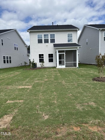 525 Hanover Shore Ln, Raleigh, NC 27610