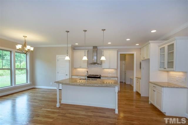 525 Kings Glen Way, Wake Forest, NC 27587