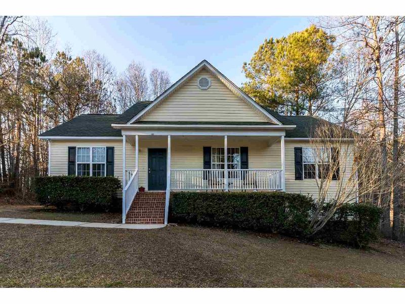 525 Lockwood Dr, Clayton, NC 27527