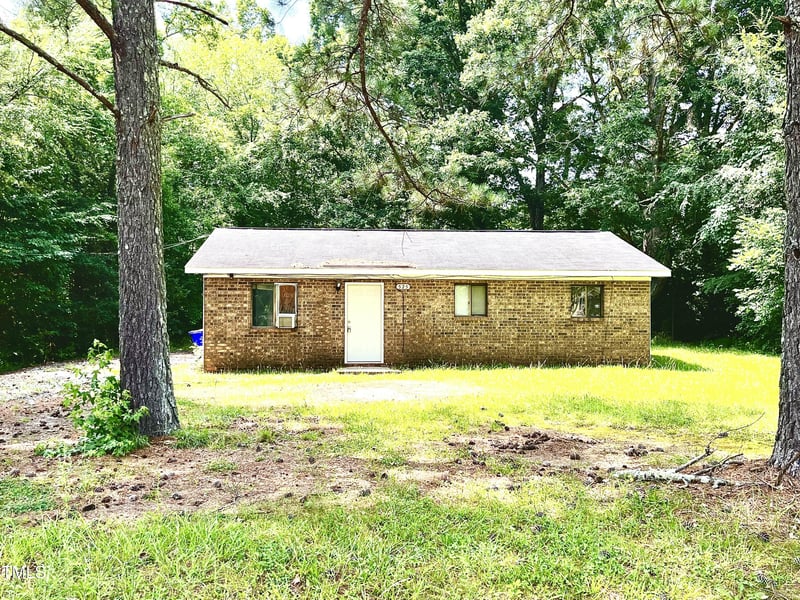 525 Locust Rd, Hillsborough, NC 27278