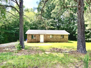525 Locust Rd, Hillsborough, NC 27278