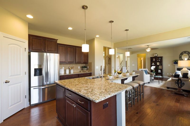 525 Long View Dr, Youngsville, NC 27596