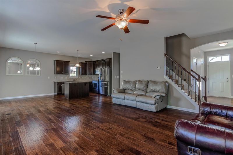 525 Mccarthy Dr, Clayton, NC 27527