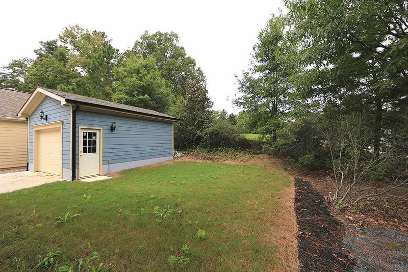 525 Mill Hopper Ln, Apex, NC 27502