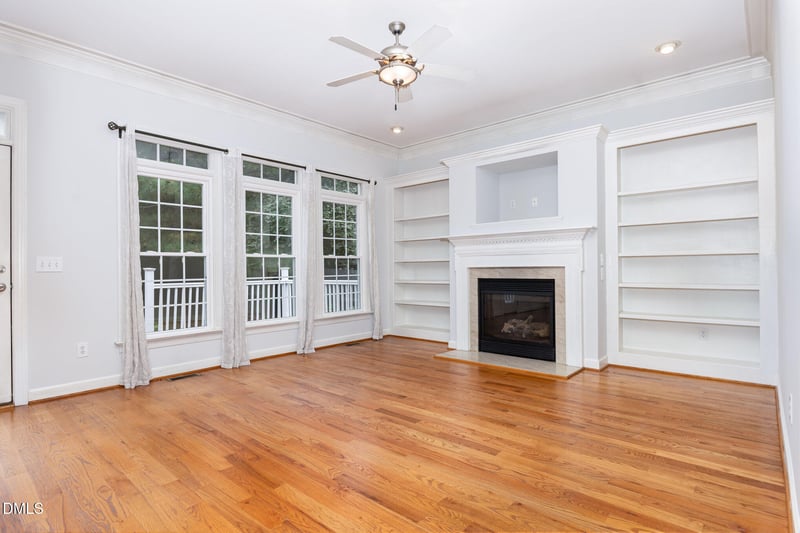 525 Moultonboro Ave, Wake Forest, NC 27587