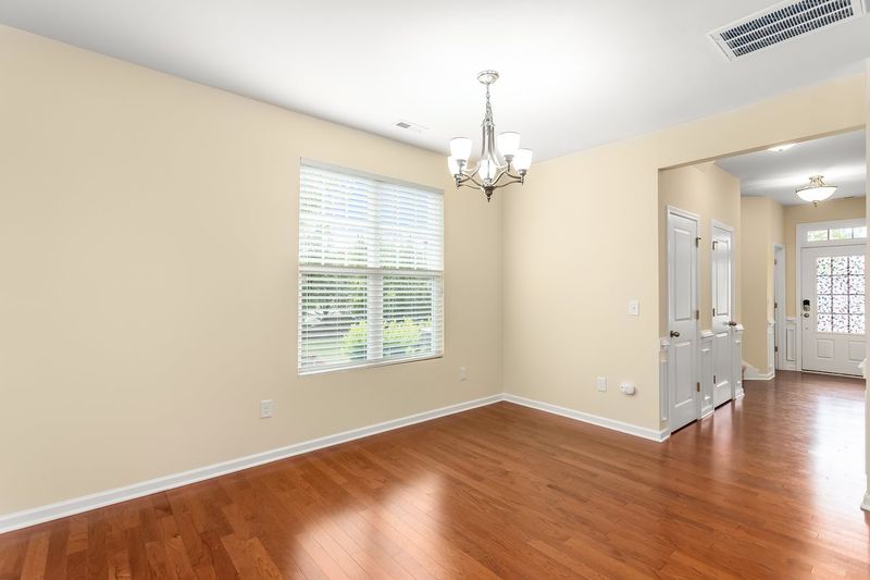 525 Panorama View Loop, Cary, NC 27519