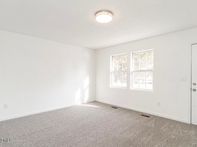 525 Texas Ave, Burlington, NC 27217