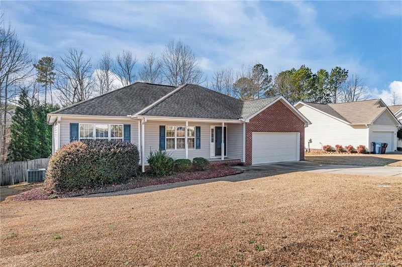 525 Tucks Ct, Sanford, NC 27330