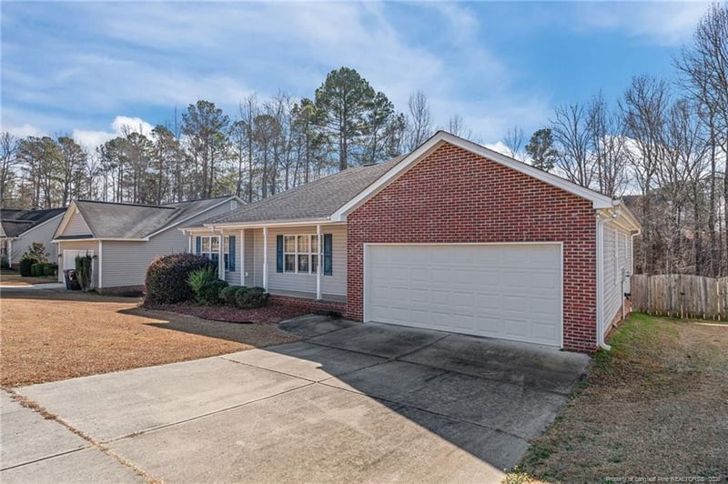 525 Tucks Ct, Sanford, NC 27330
