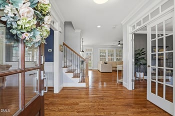 525 Wanderview Ln, Holly Springs, NC 27540