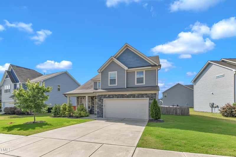 525 Willow Breeze Ct, Zebulon, NC 27597