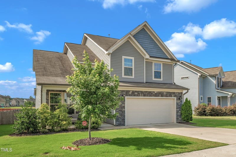 525 Willow Breeze Ct, Zebulon, NC 27597