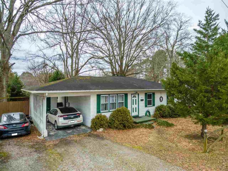 525 Wood St, Cary, NC 27513