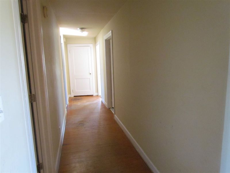5252 W Us 70 St, Clayton, NC 27520