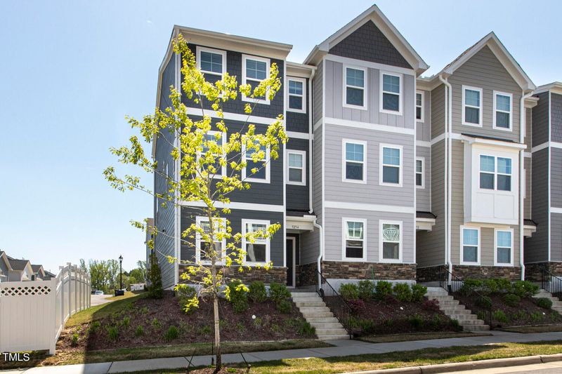 5254 Beardall St, Raleigh, NC 27616