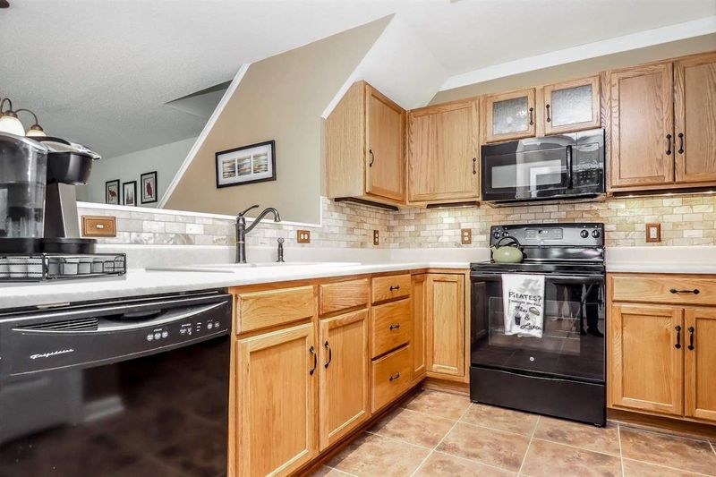 5257 Eagle Trace Dr, Raleigh, NC 27604
