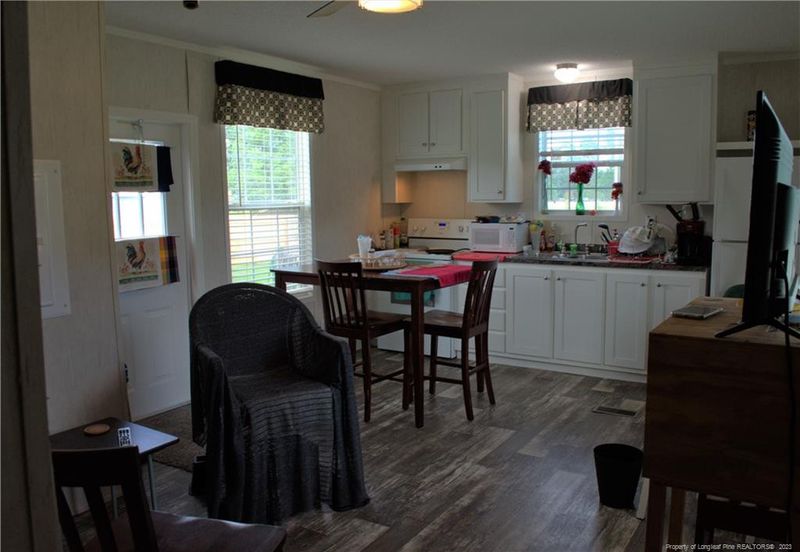 526 Christmas Tree Rd, Dunn, NC 28334