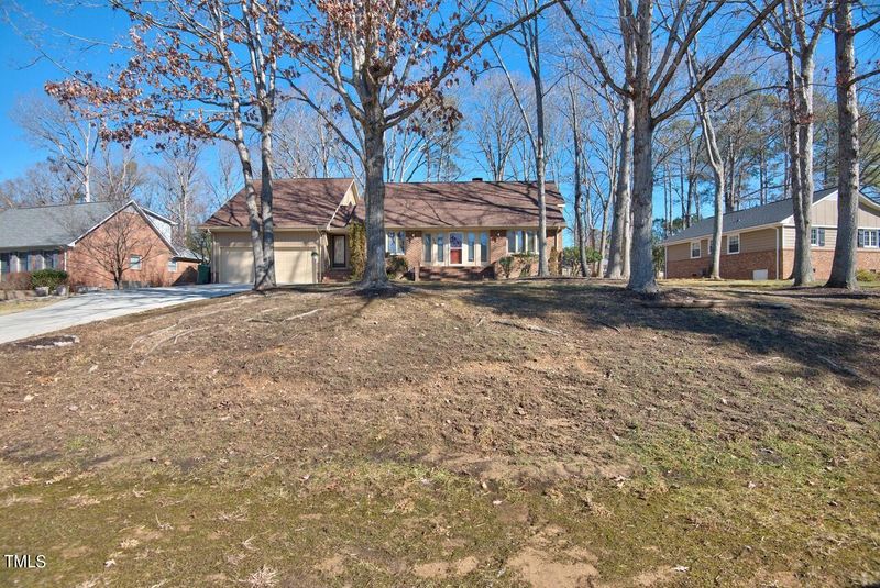 526 Clarion Dr, Durham, NC 27705