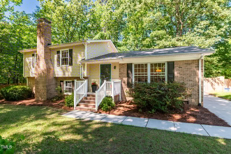 526 Colony Woods Dr, Chapel Hill, NC 27517