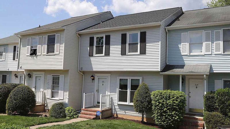 526 Finley St, Durham, NC 27705