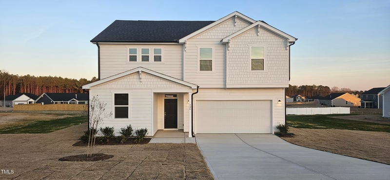 526 John Stark Dr, Fuquay Varina, NC 27526