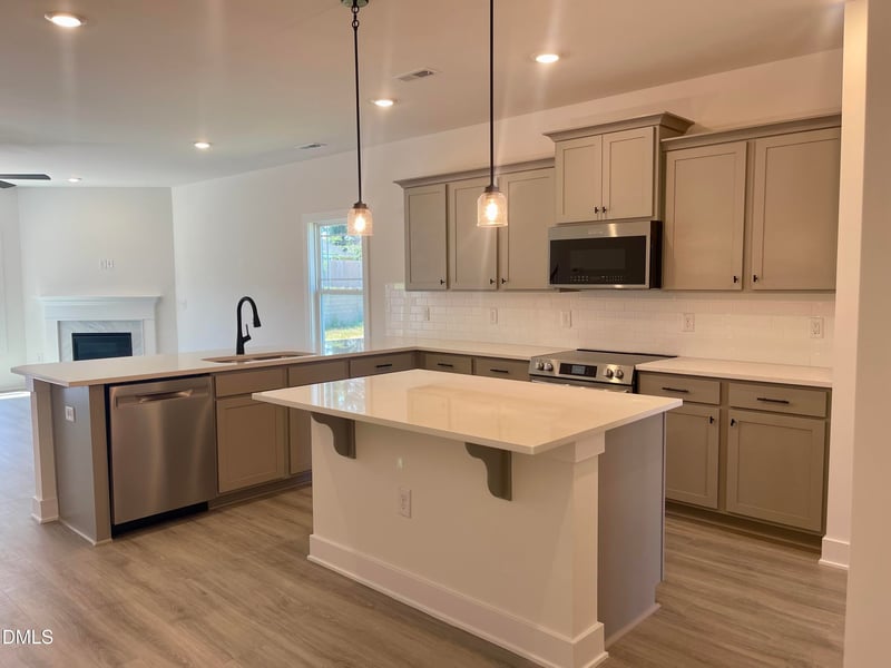 526 Middleton Ct, Sanford, NC 27330