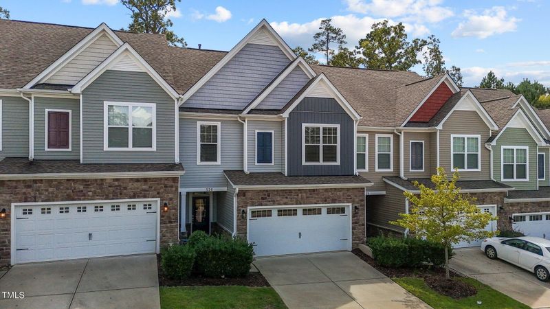 526 Suttons Walk Dr, Cary, NC 27513