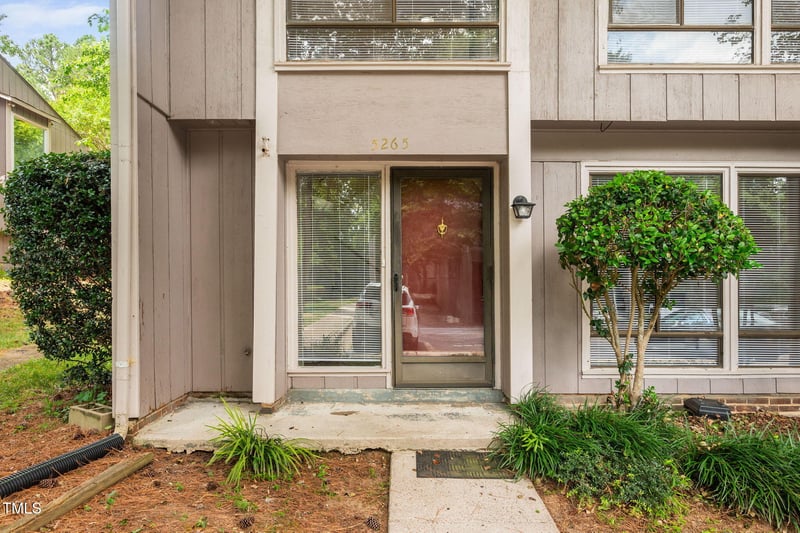 5265 Windy Hill Dr, Raleigh, NC 27609
