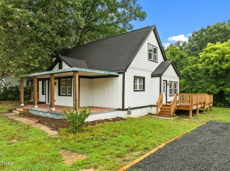 527 Cornelius St, Hillsborough, NC 27278