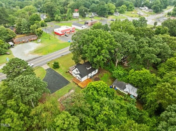 527 Cornelius St, Hillsborough, NC 27278