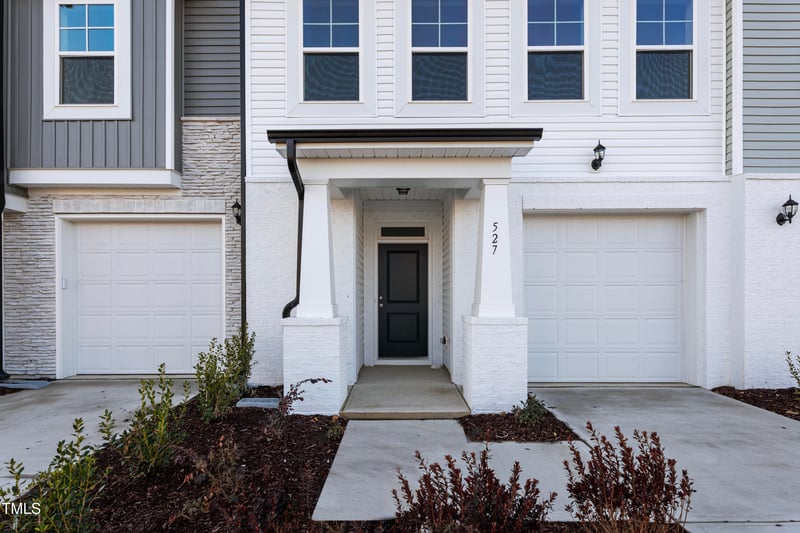 527 Eversden Dr, Zebulon, NC 27597