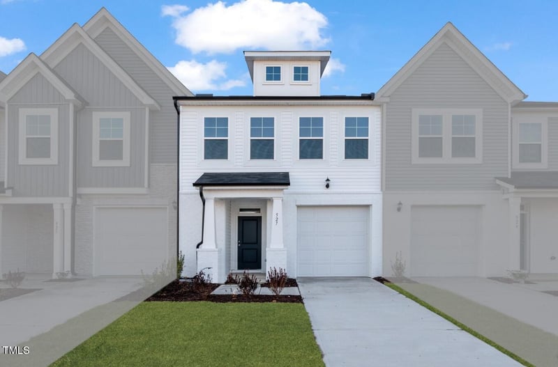 527 Eversden Dr, Zebulon, NC 27597