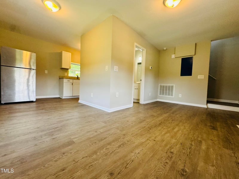527 Forrest St, Hillsborough, NC 27278