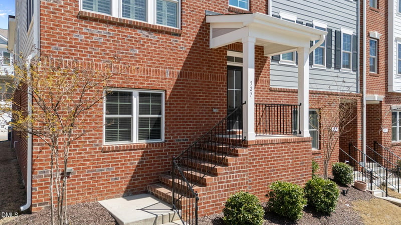 527 Gateway Townes Blvd, Wake Forest, NC 27587