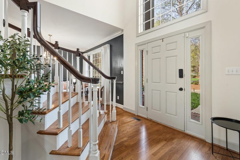 527 Grand Oak Dr, Hillsborough, NC 27278