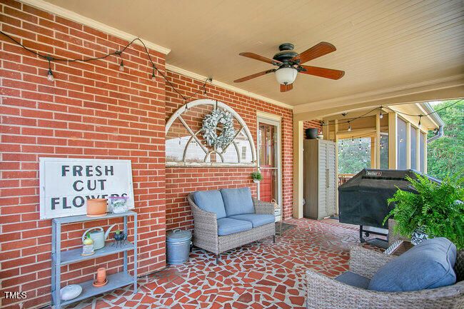 527 N Main St, Wake Forest, NC 27587