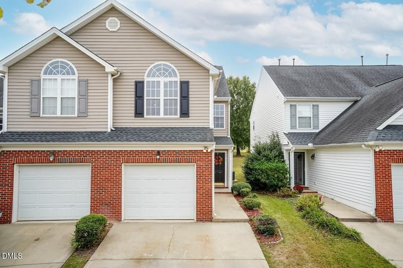 5272 Eagle Trace Dr, Raleigh, NC 27604