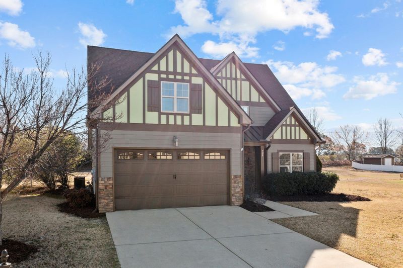 528 Adams Point Dr, Garner, NC 27529