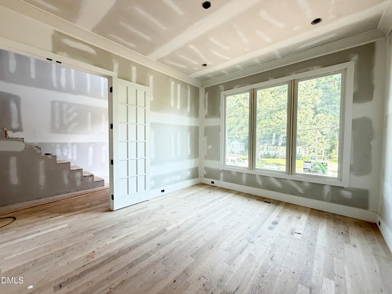 528 Barksdale Dr, Raleigh, NC 27604