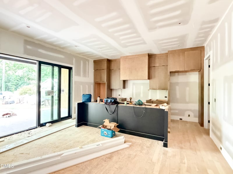 528 Barksdale Dr, Raleigh, NC 27604