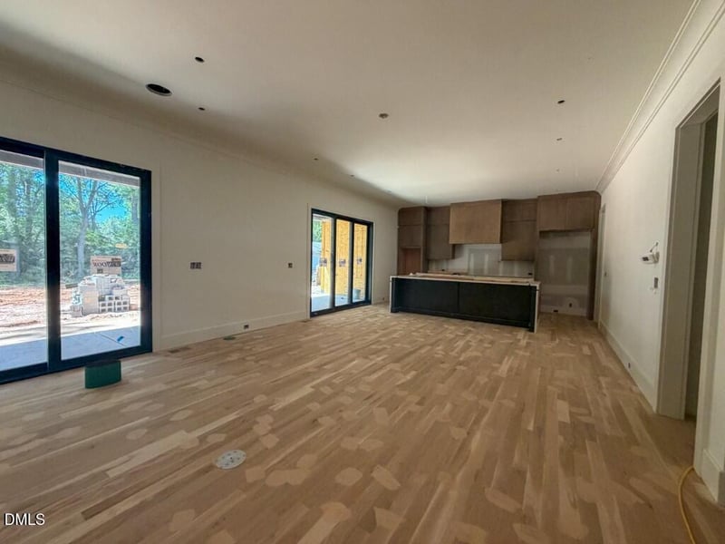 528 Barksdale Dr, Raleigh, NC 27604