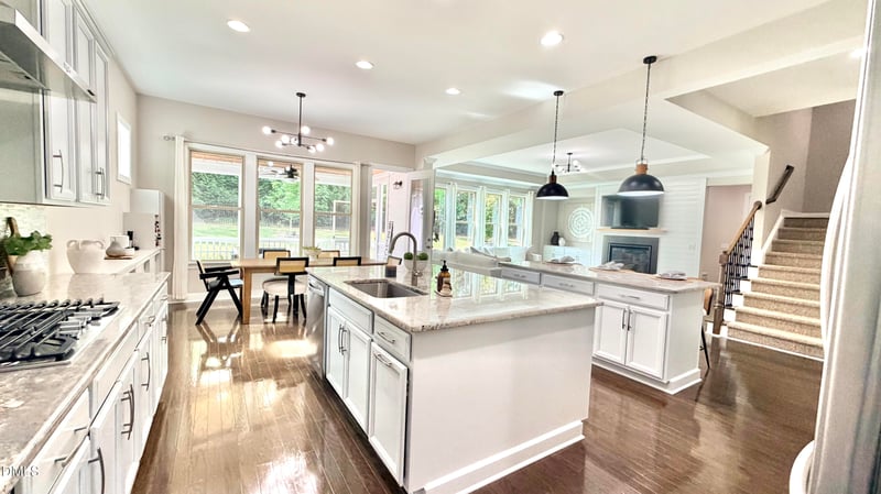 528 Bolton Grant Dr, Cary, NC 27519
