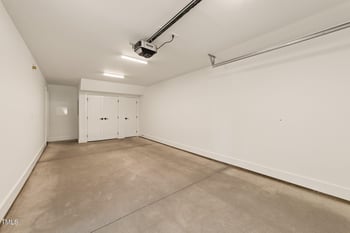 528 Bragg St, Raleigh, NC 27610