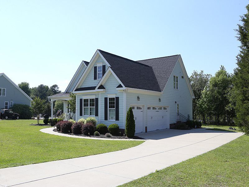 528 Grand Prince Ln, Raleigh, NC 27603