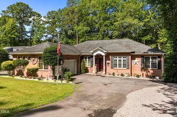 528 Perth Dr, Sanford, NC 27330