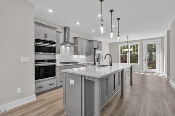 528 Plumleaf Ln, Durham, NC 27703