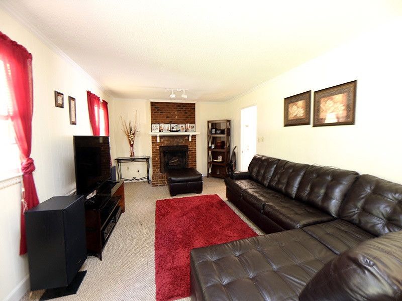528 Sorrell St, Cary, NC 27513